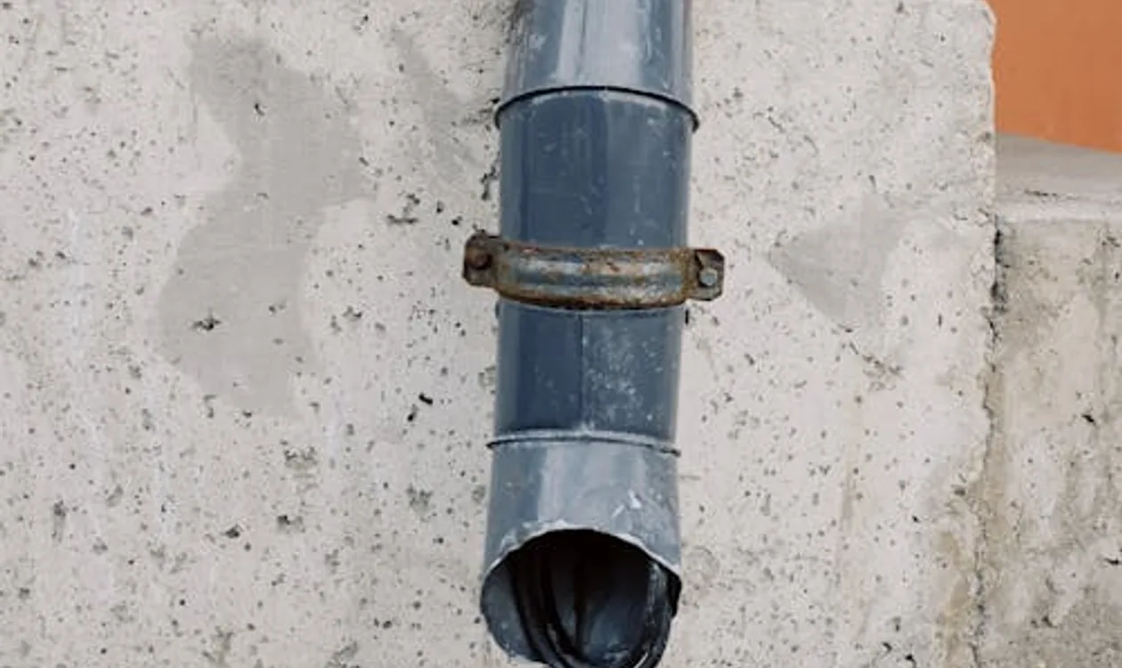 Sewer Auger & Snake Service.